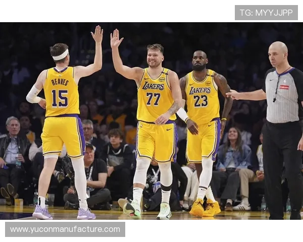 里弗斯宣布小凯文波特将担任球队新赛季先发控卫角色 里弗斯宣布小凯文波特将担任球队新赛季先发控卫角色